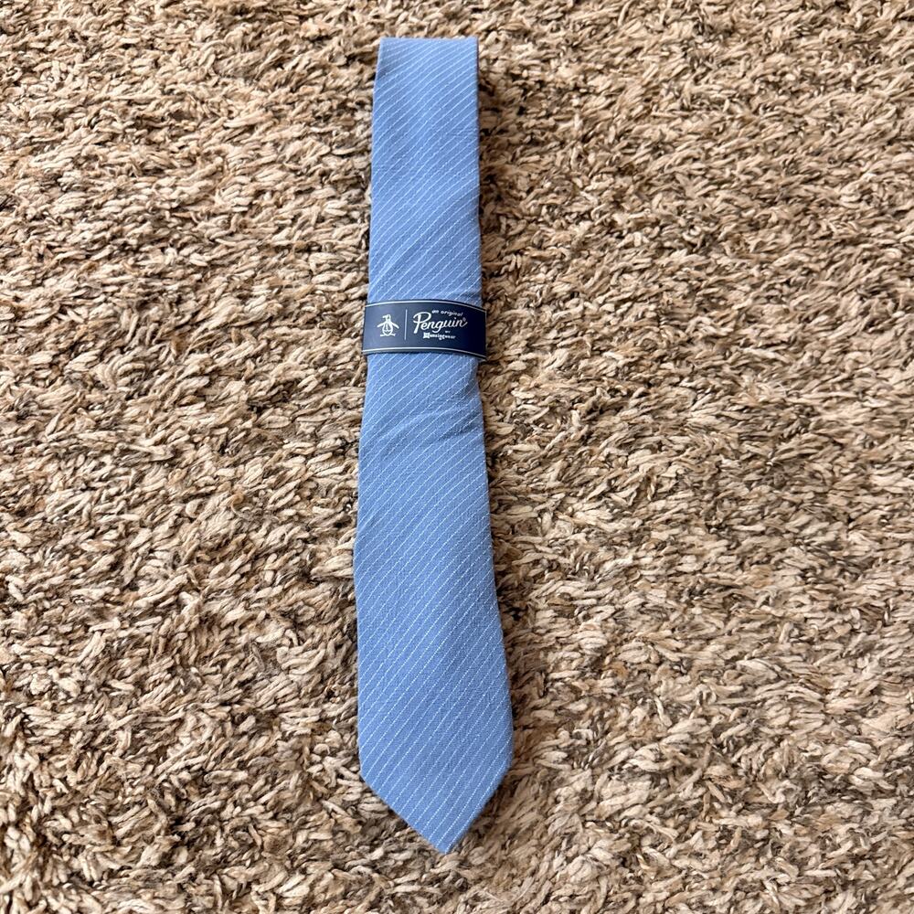 Penguin Tie - NWT